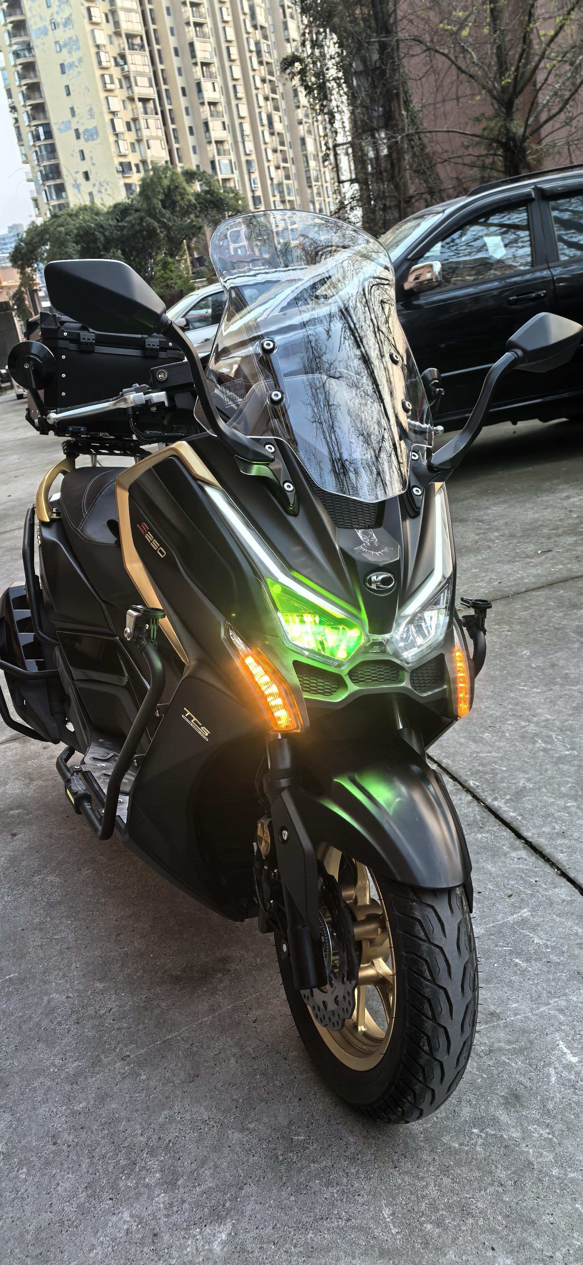 光阳 赛艇 S250