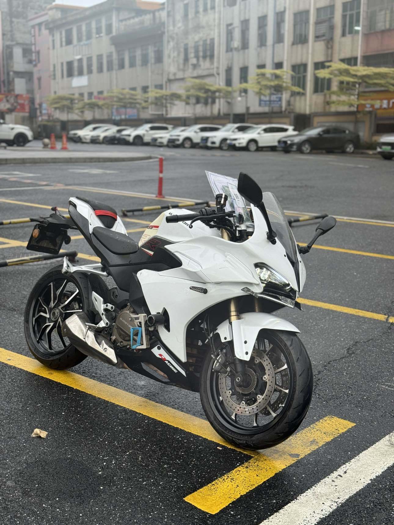 QJMOTOR 赛450