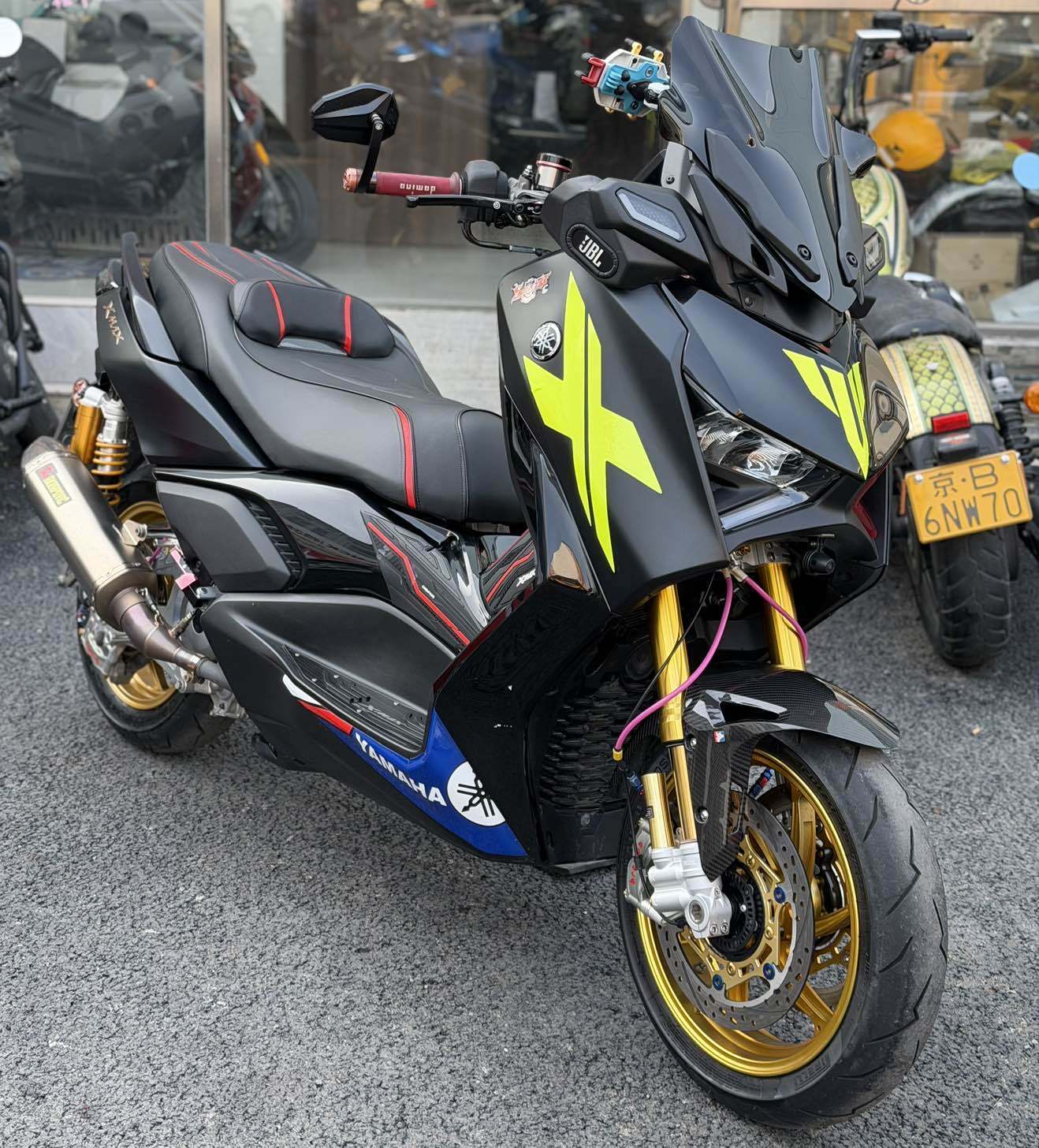 雅马哈 XMAX