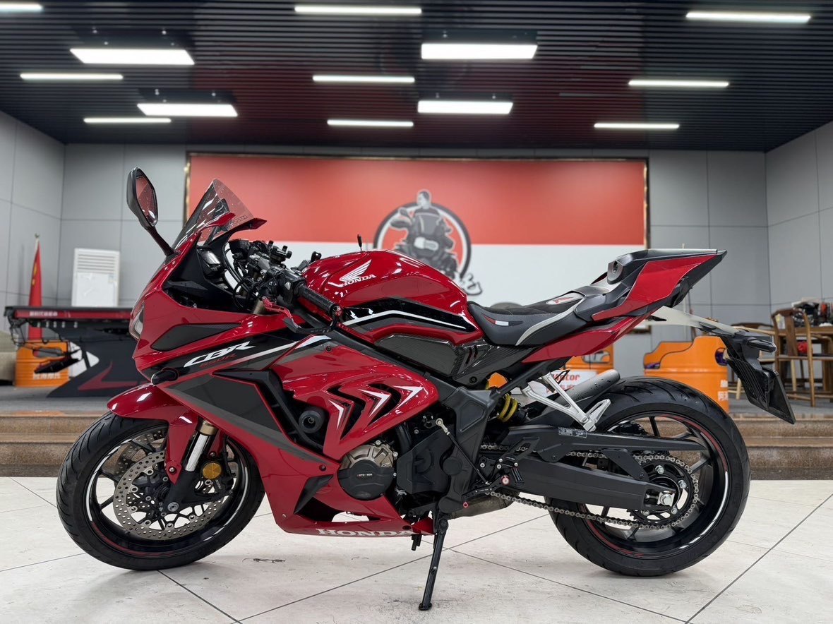 本田DREAMWING CBR650R
