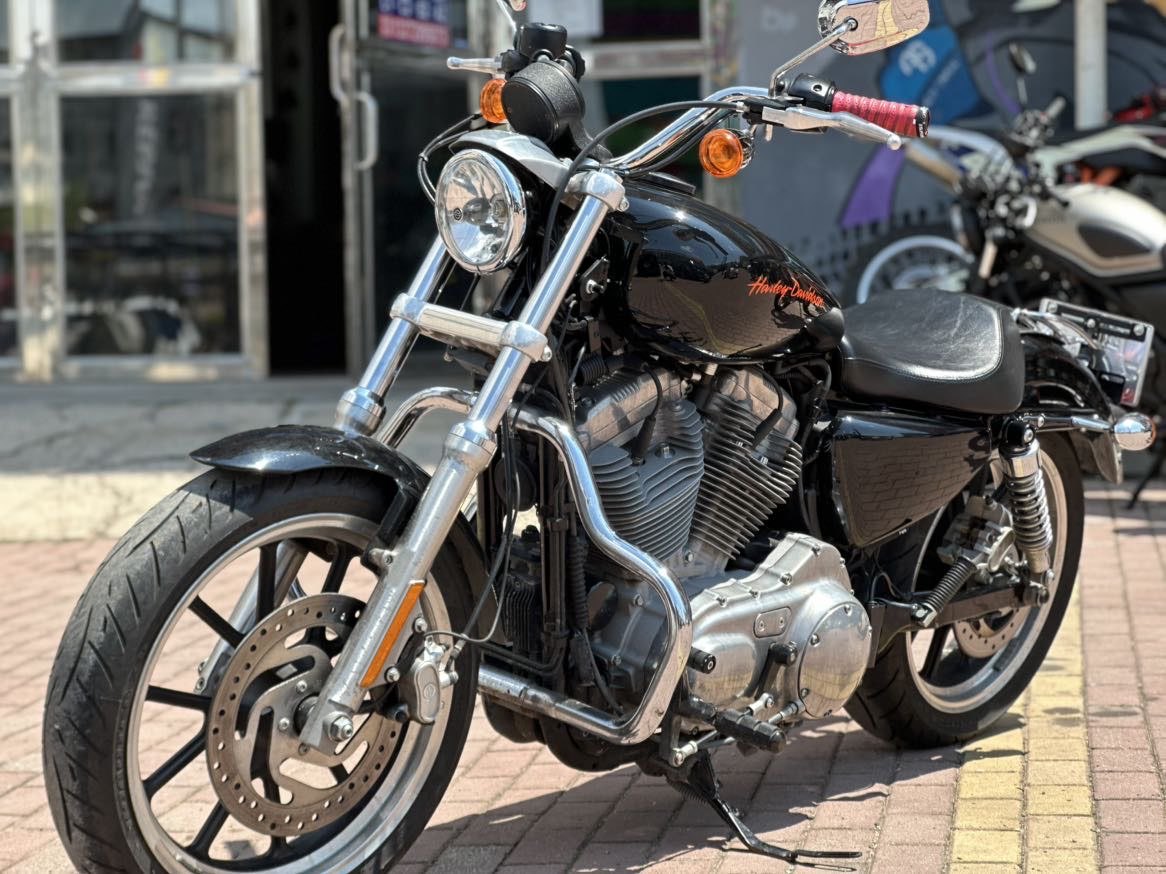 哈雷戴维森 883L SuperLow