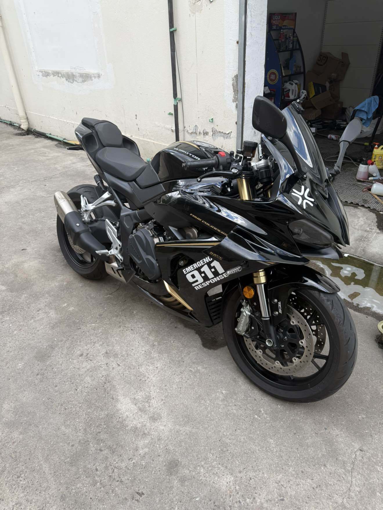 QJMOTOR 赛800