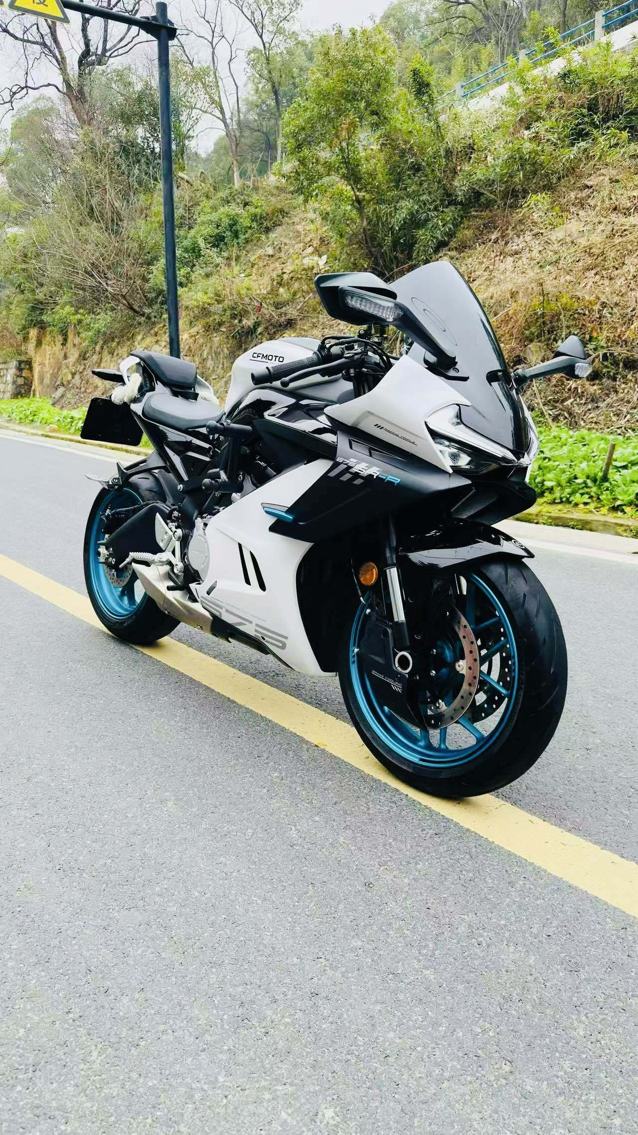 春风 675SR