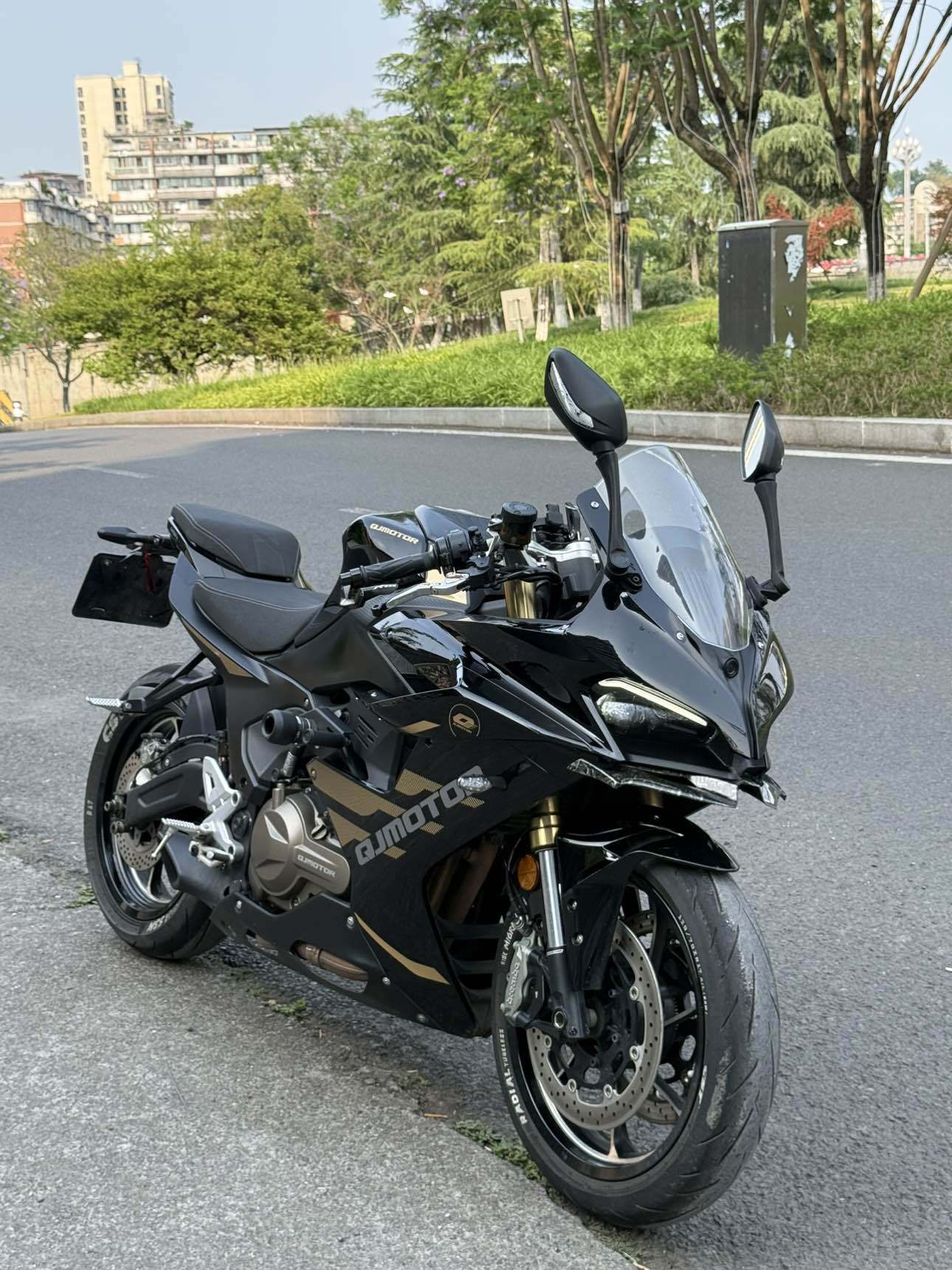 QJMOTOR 赛550