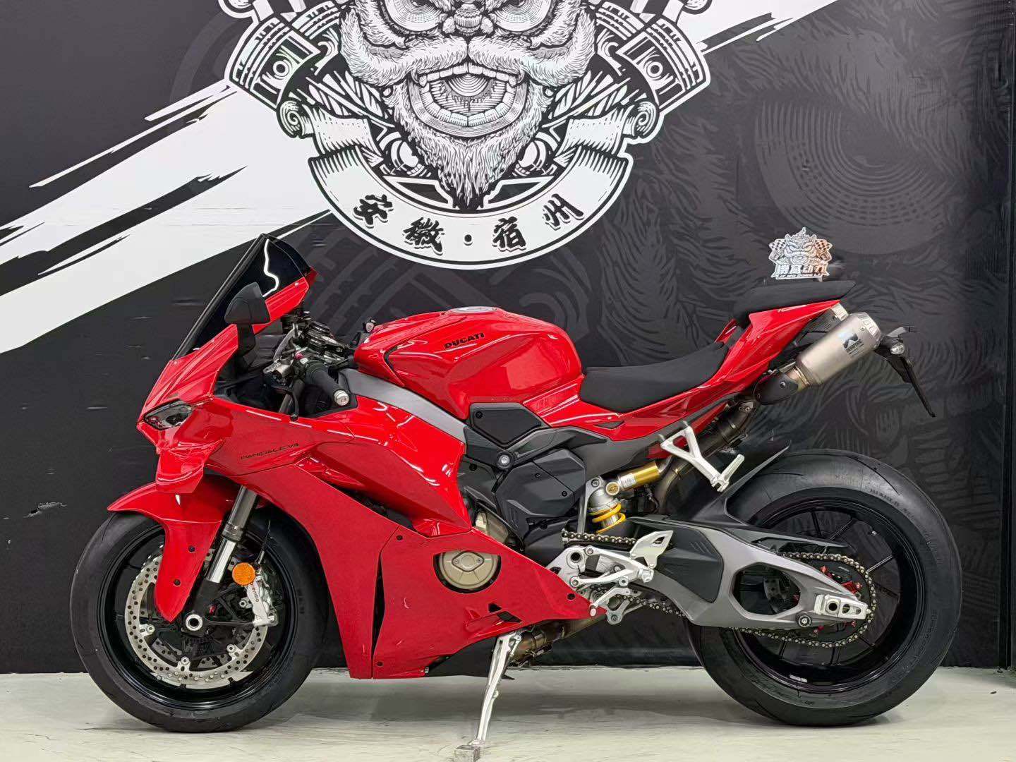 杜卡迪 Panigale V4