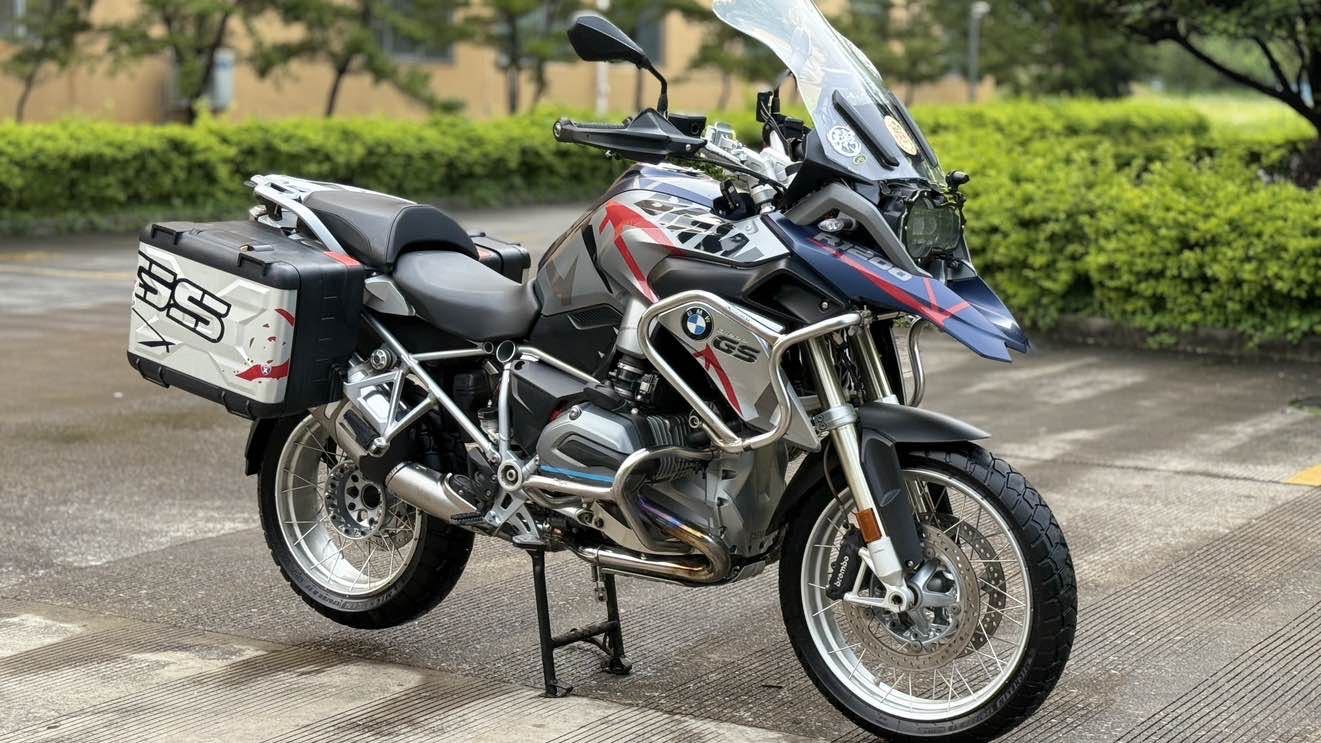 宝马 R 1200 GS