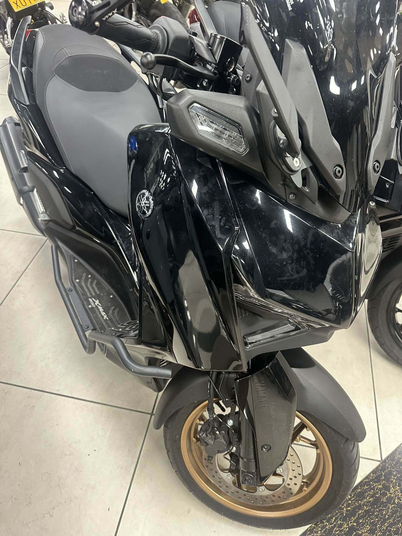 雅马哈 XMAX