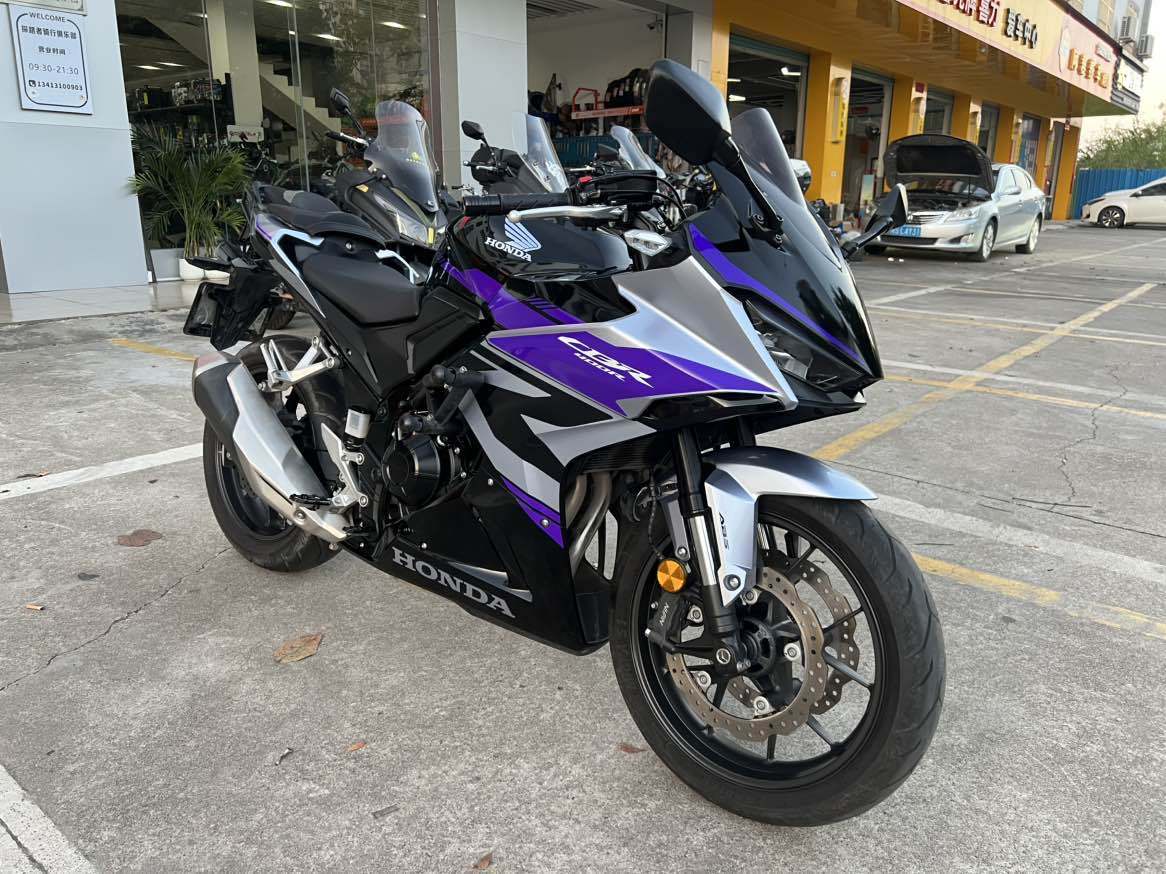 本田WING CBR400R