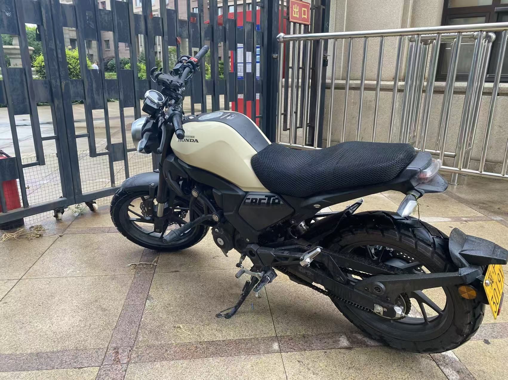 新大洲本田 CBF190TR