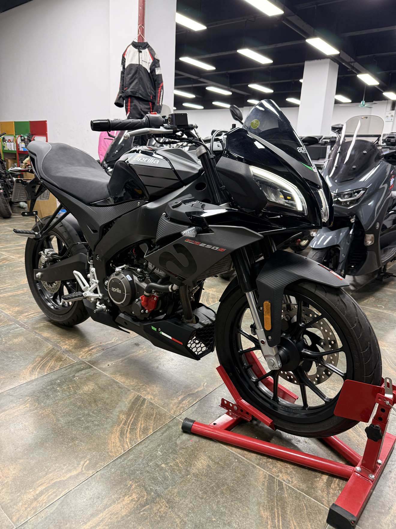 宗申阿普利亚 GPR250S