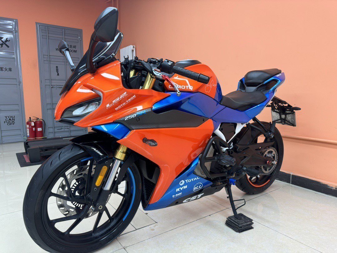 春风 250SR