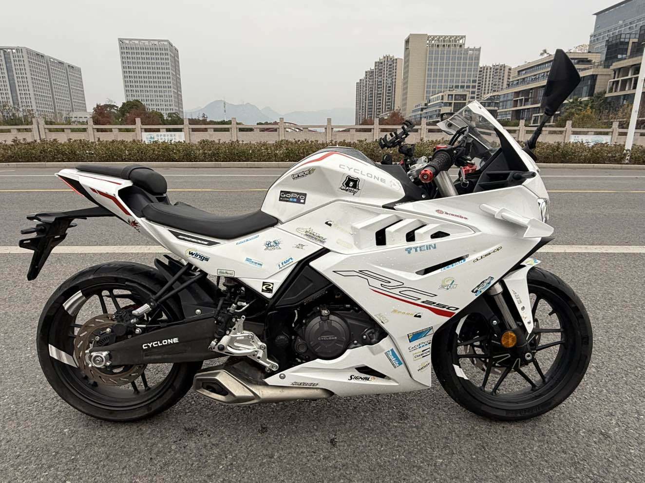 赛科龙 RC250