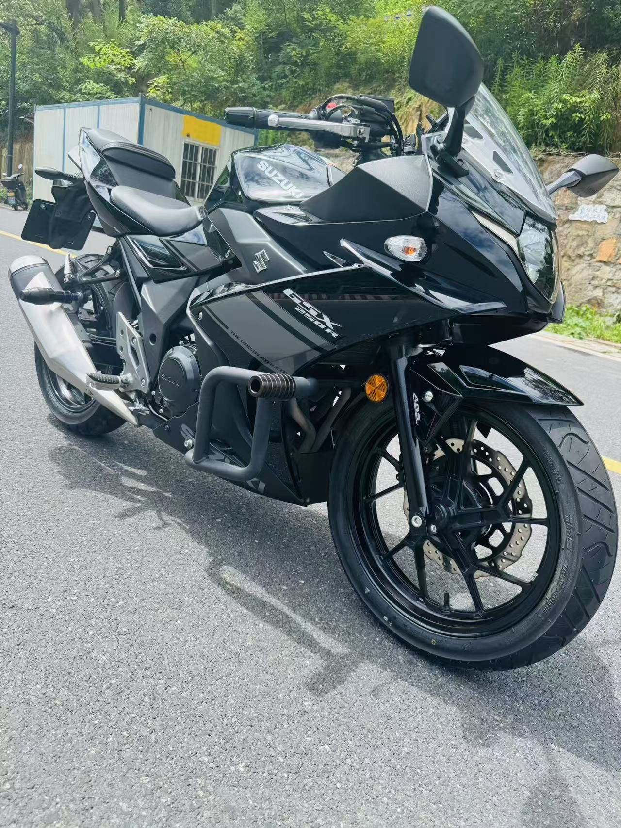 豪爵铃木 GSX250R