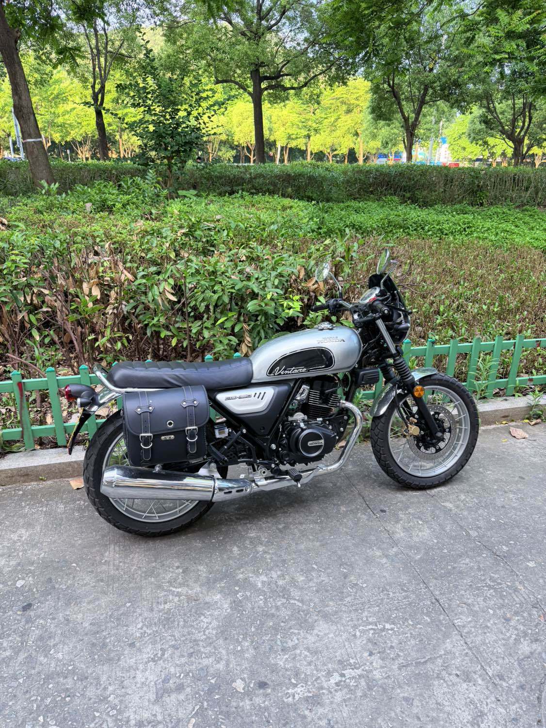 五羊本田 CGX150