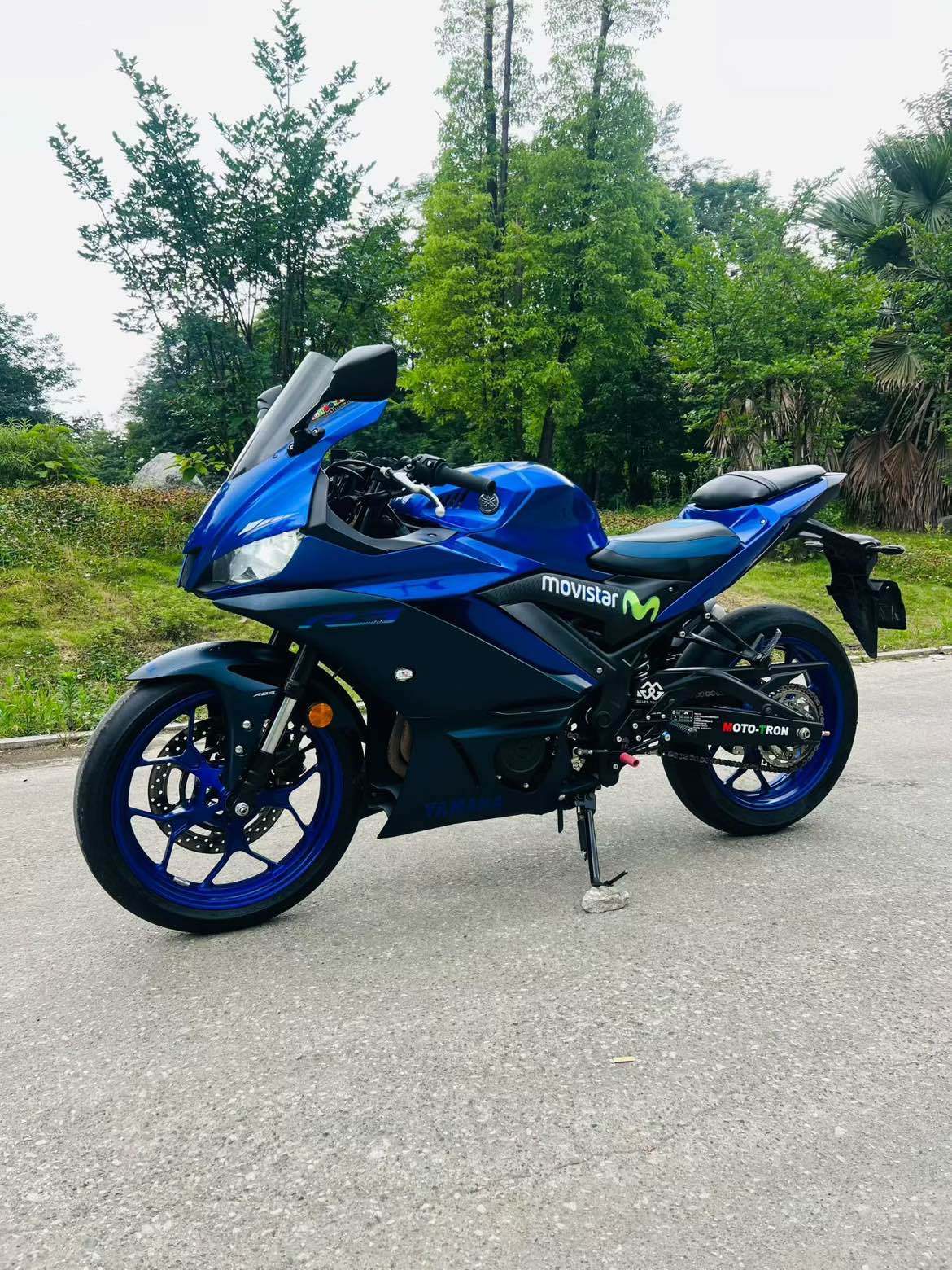 雅马哈 YZF-R3