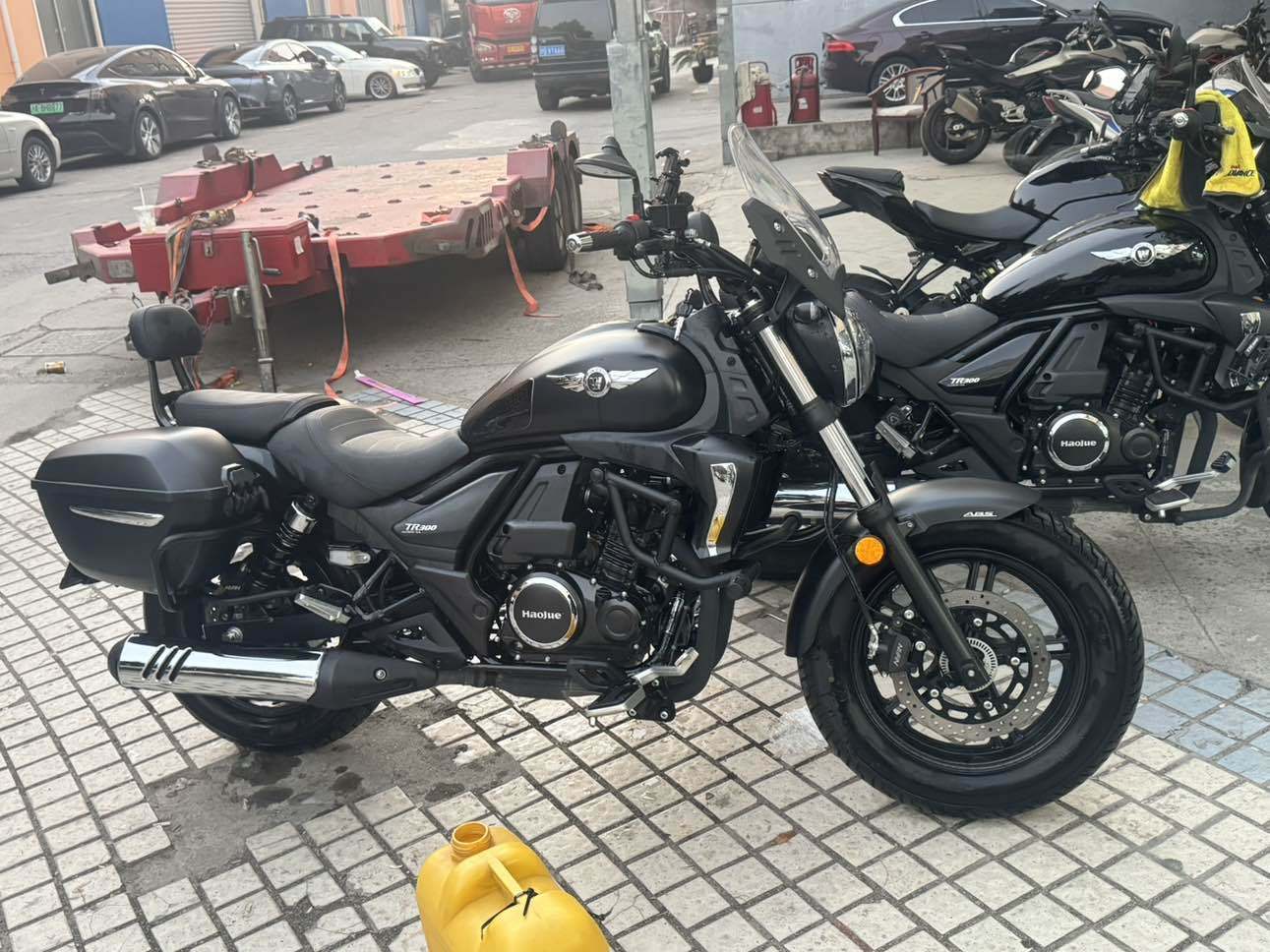 豪爵 TR300