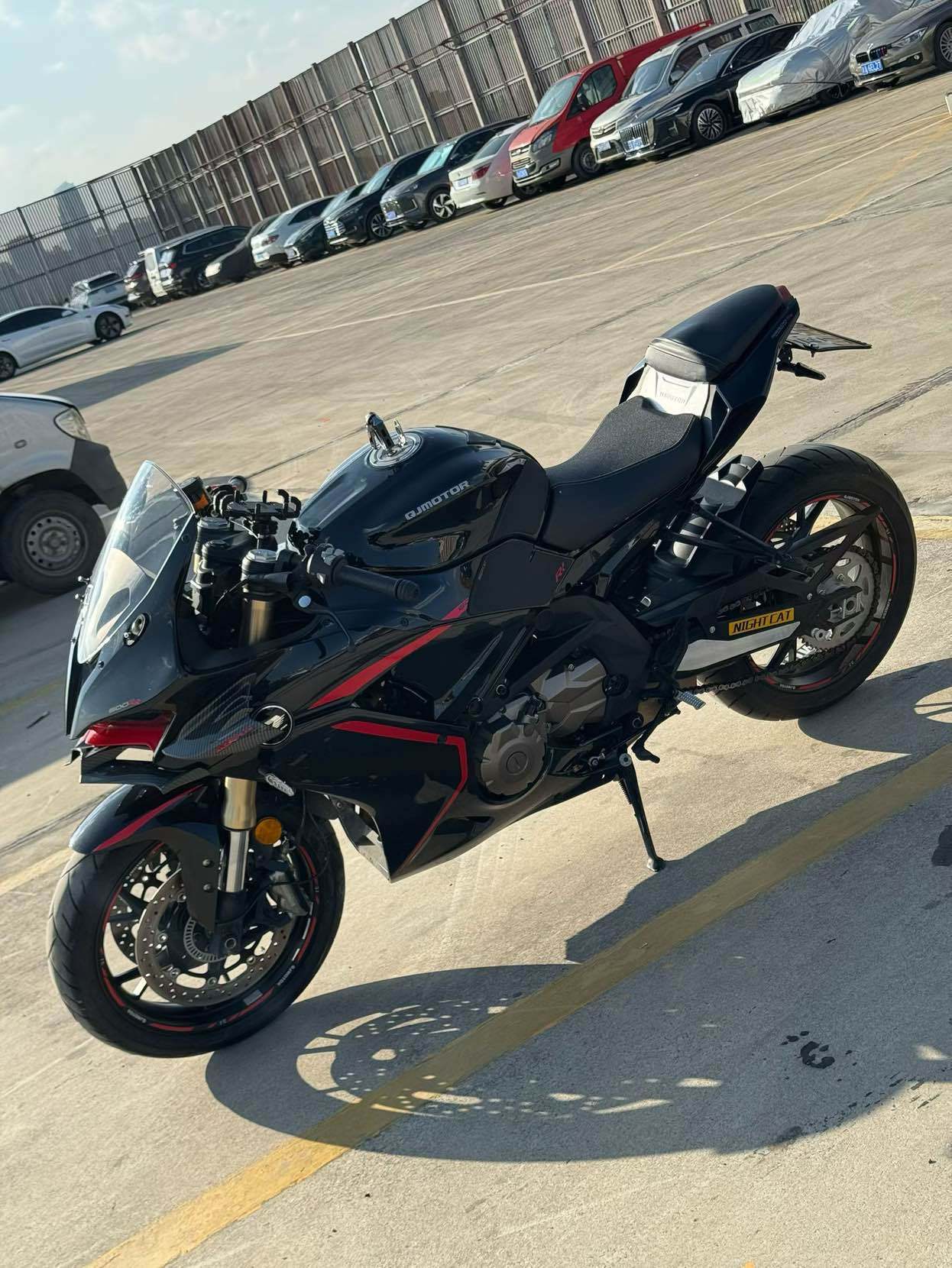 QJMOTOR 赛600