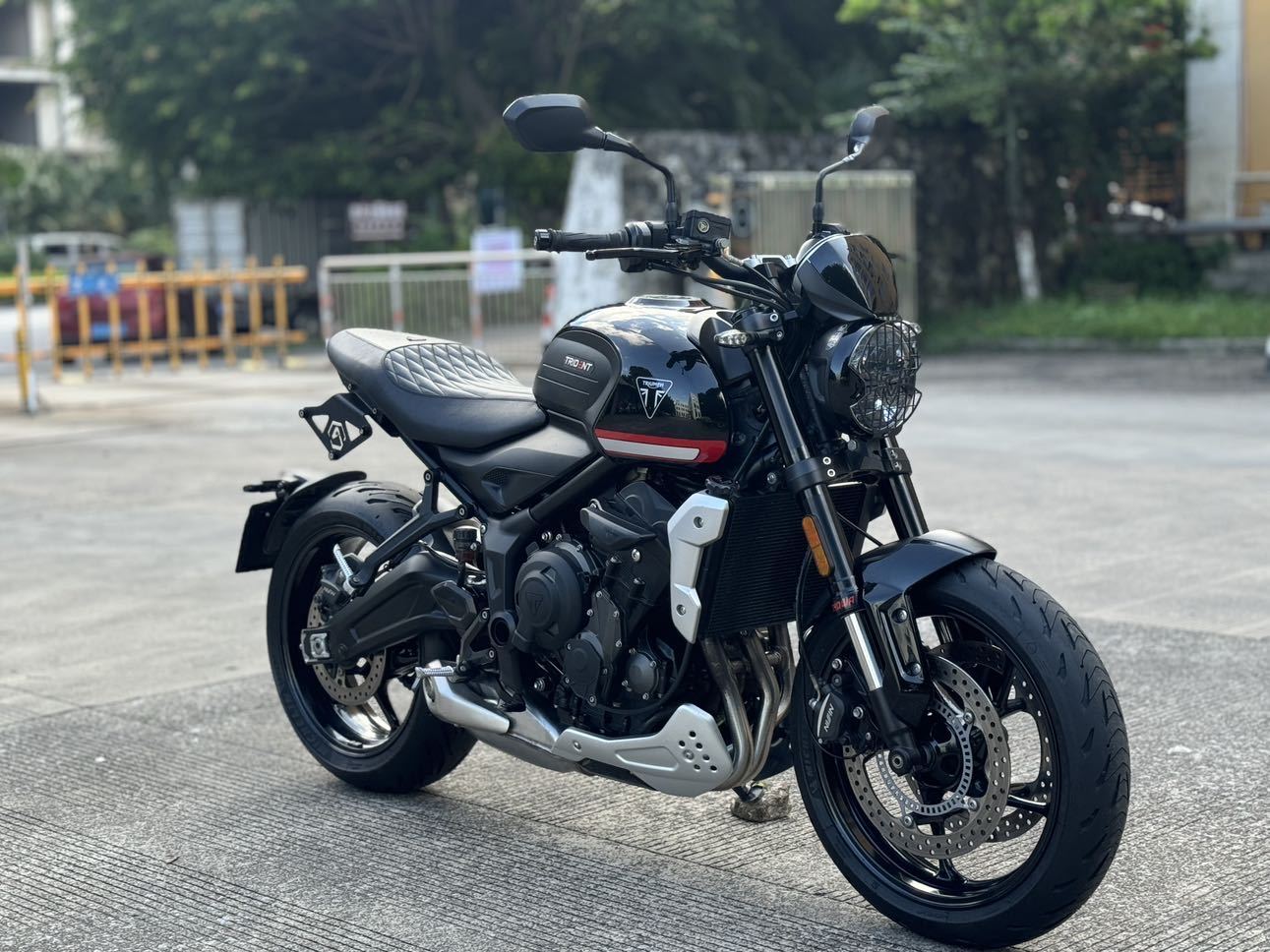 凯旋 Trident 660