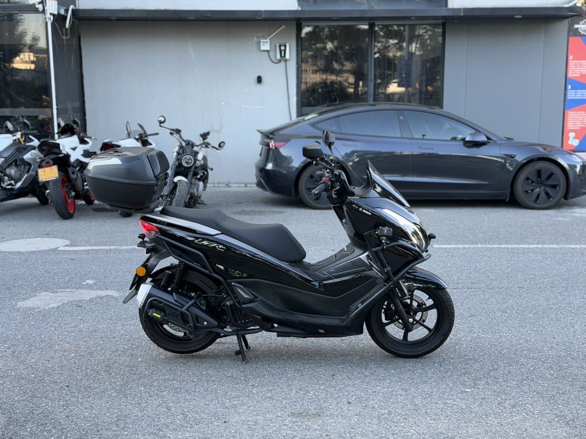 豪爵 UFR150
