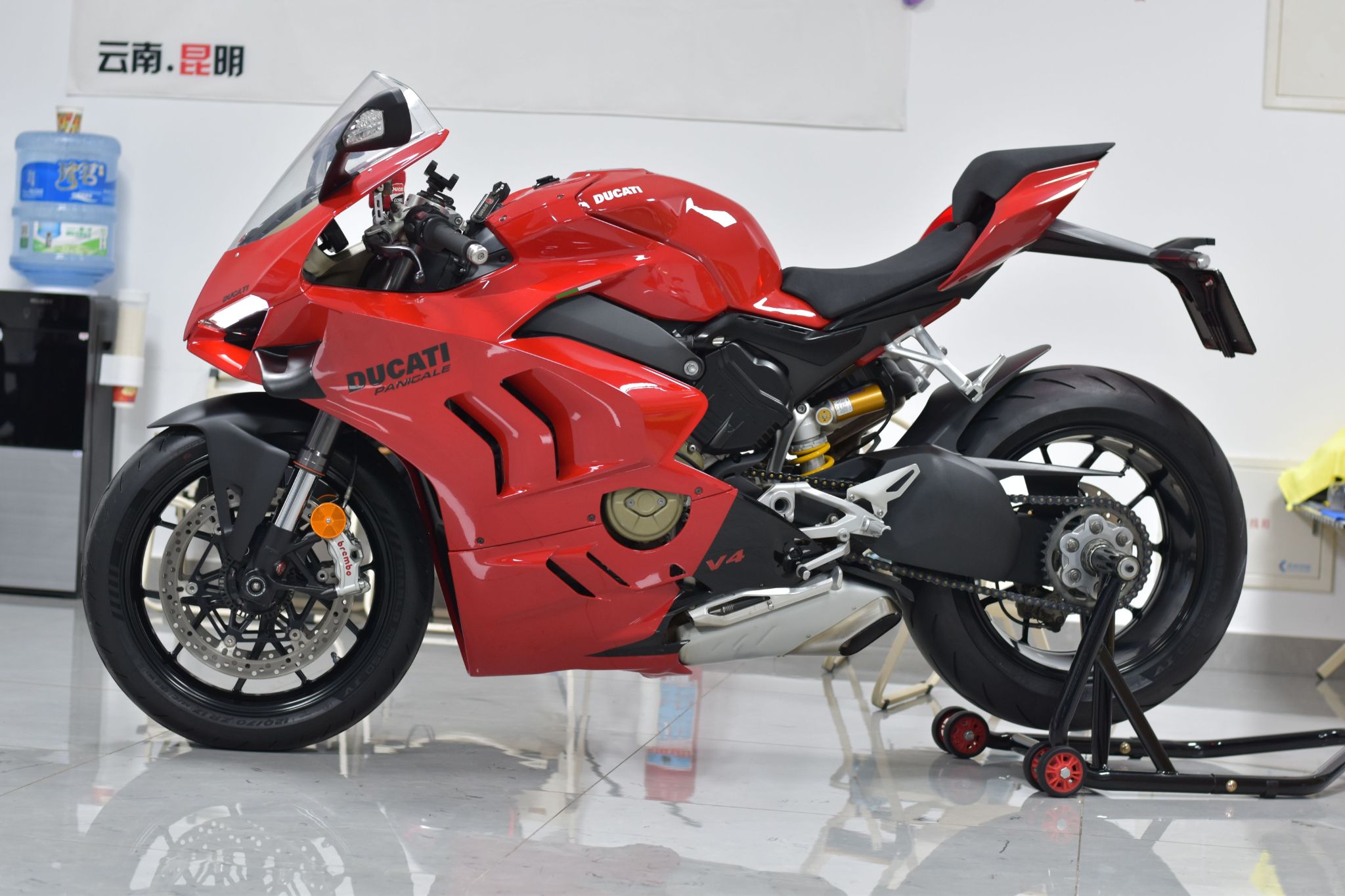 杜卡迪 Panigale V4