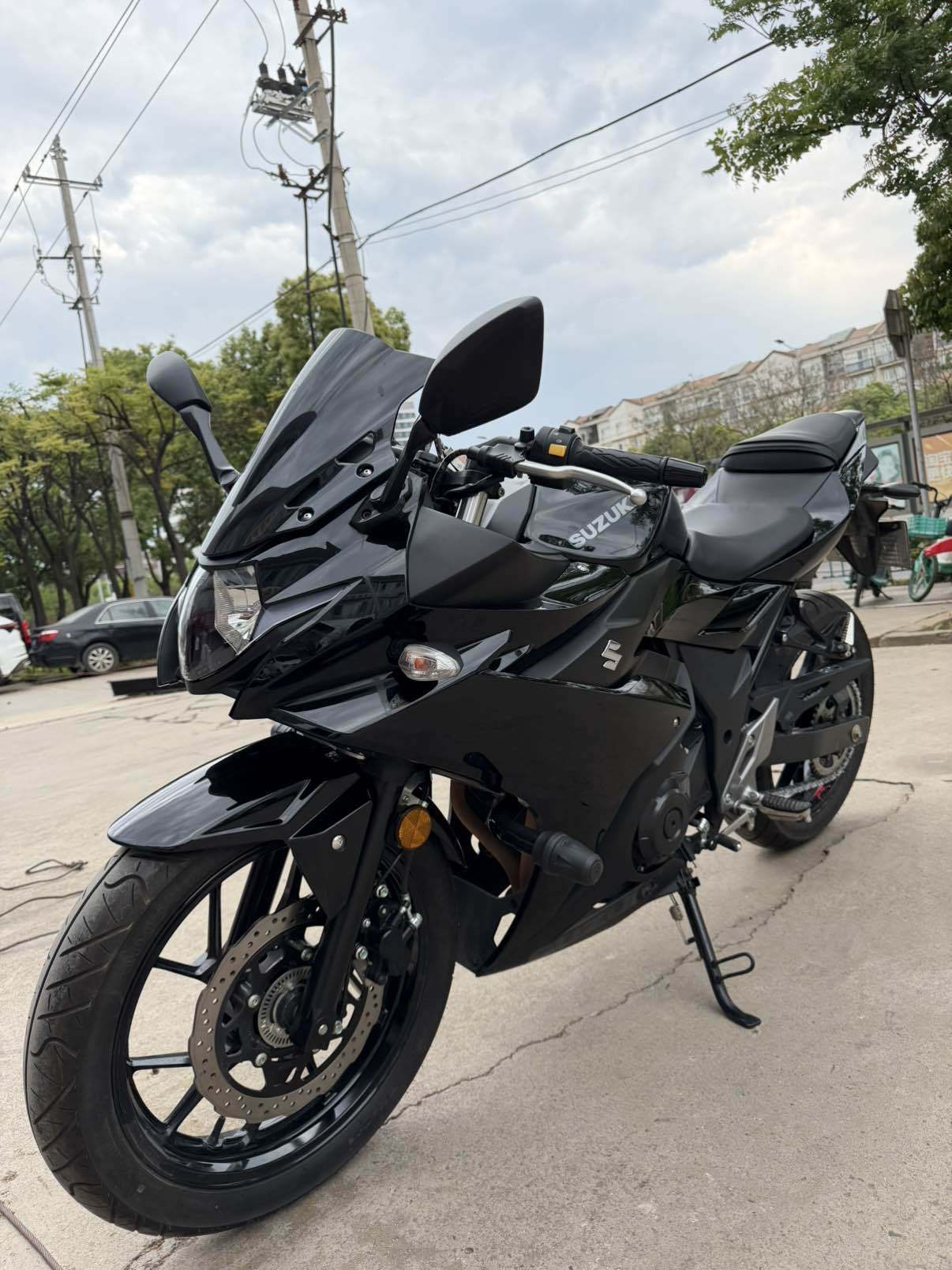 豪爵铃木 GSX250R