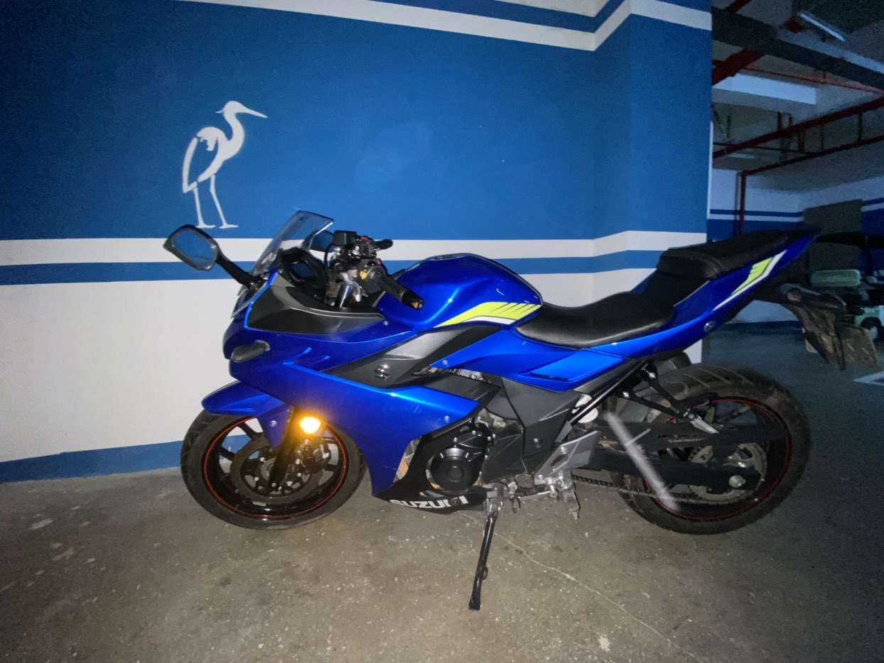 豪爵铃木 GSX250R