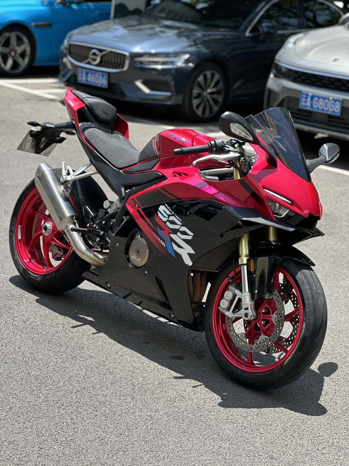 张雪机车 500RR