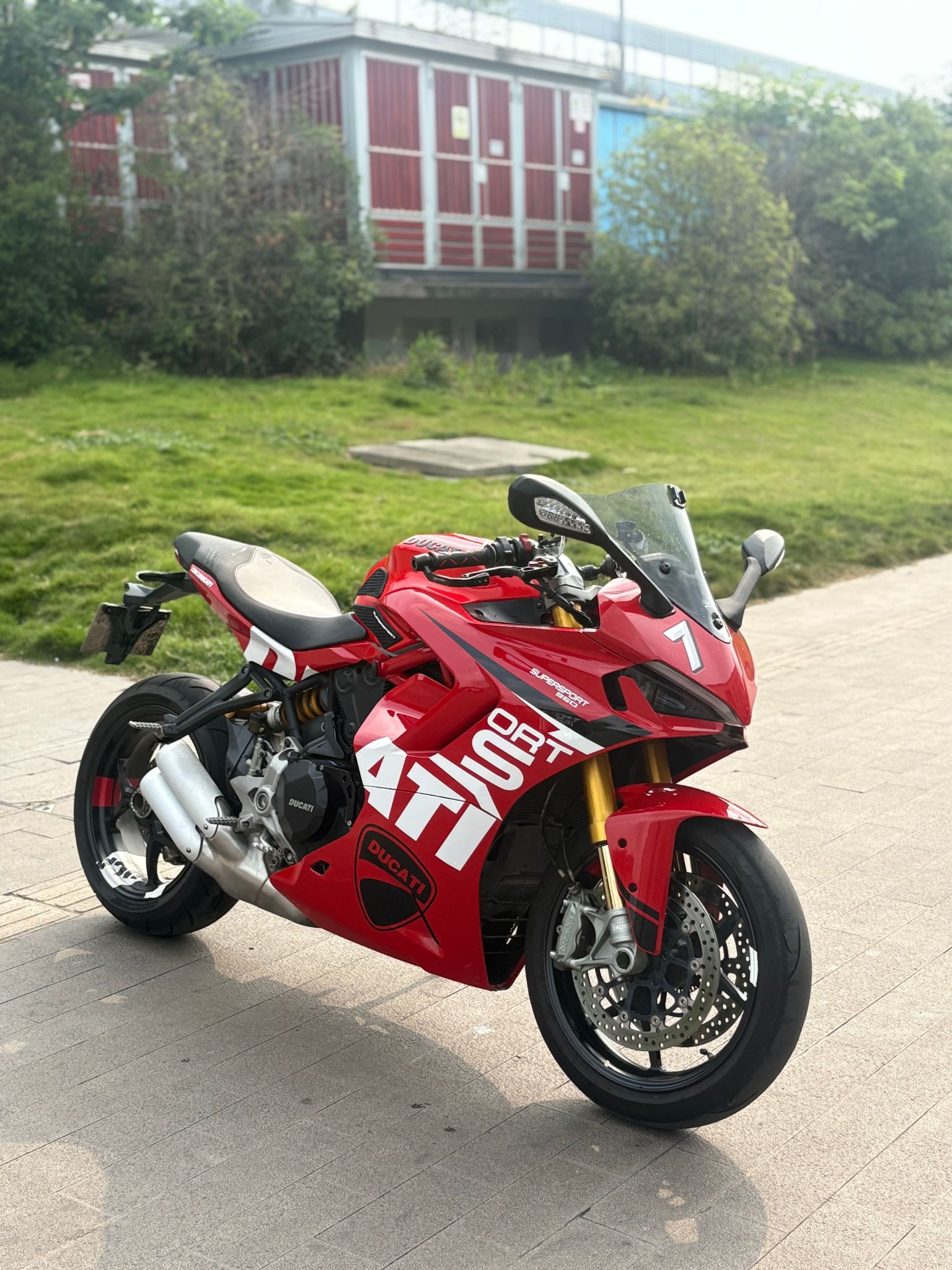 杜卡迪 SuperSport