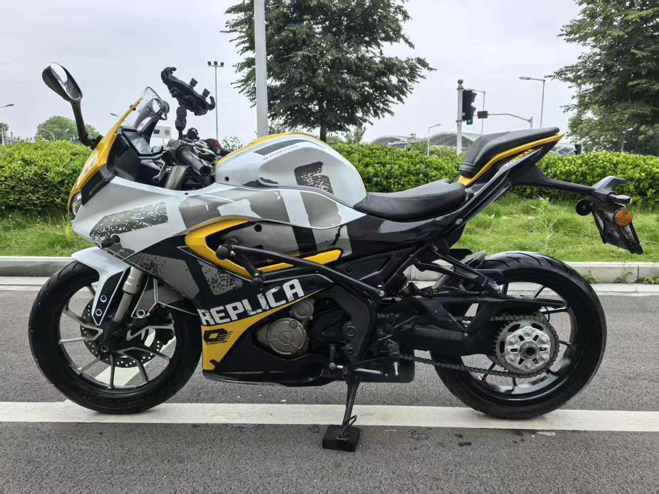 QJMOTOR 赛250
