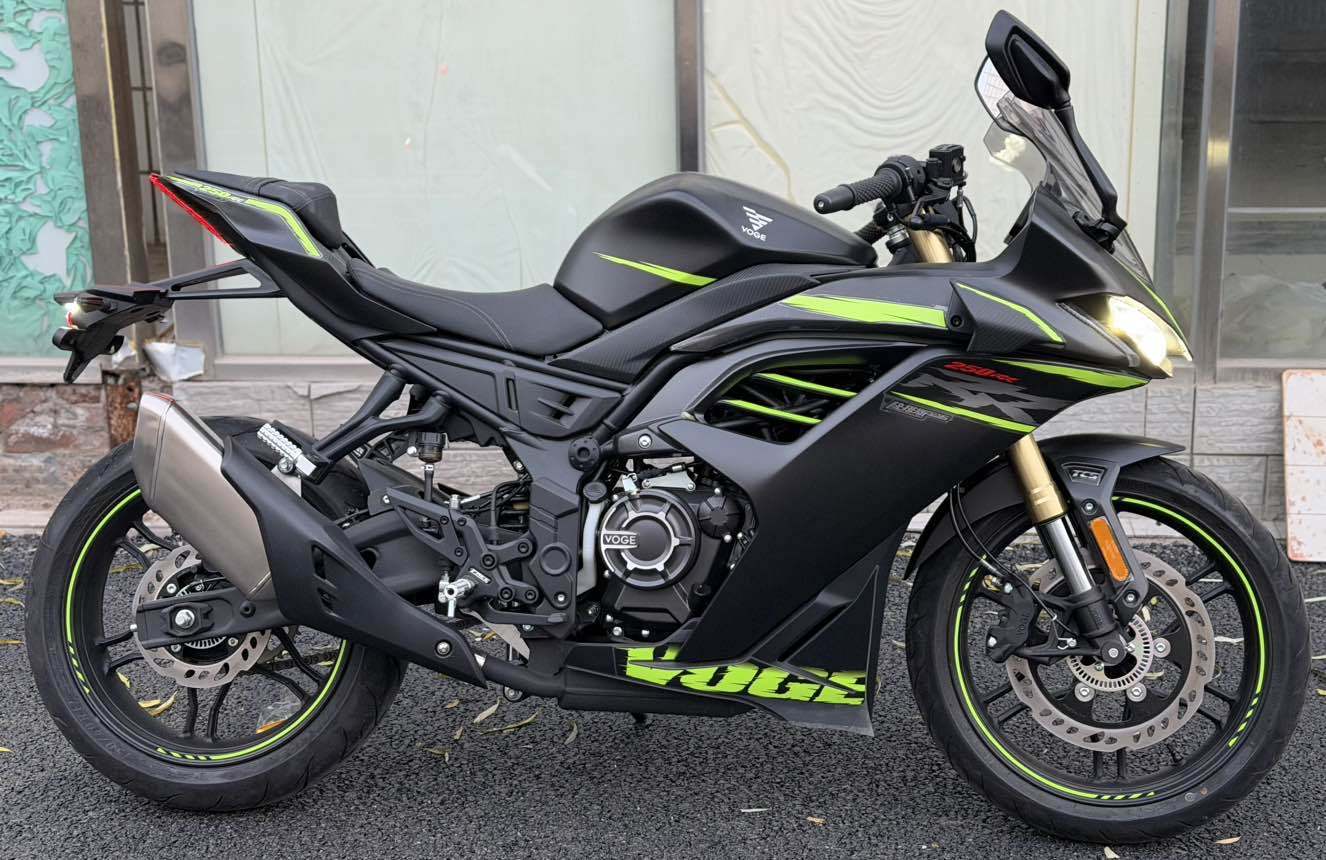 无极 250RR