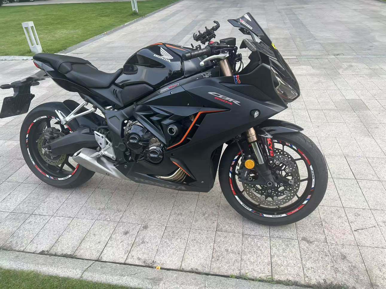 本田DREAMWING CBR650R