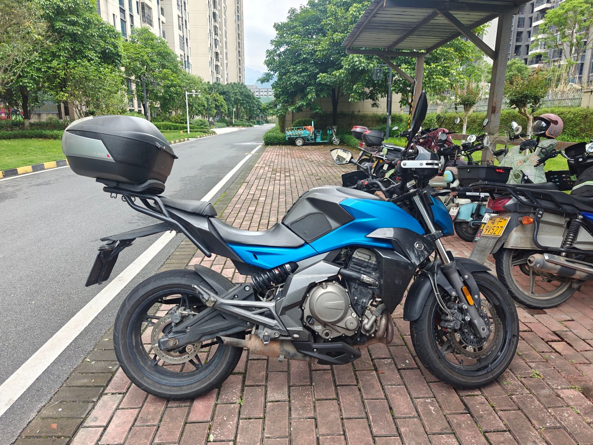 春风 650NK