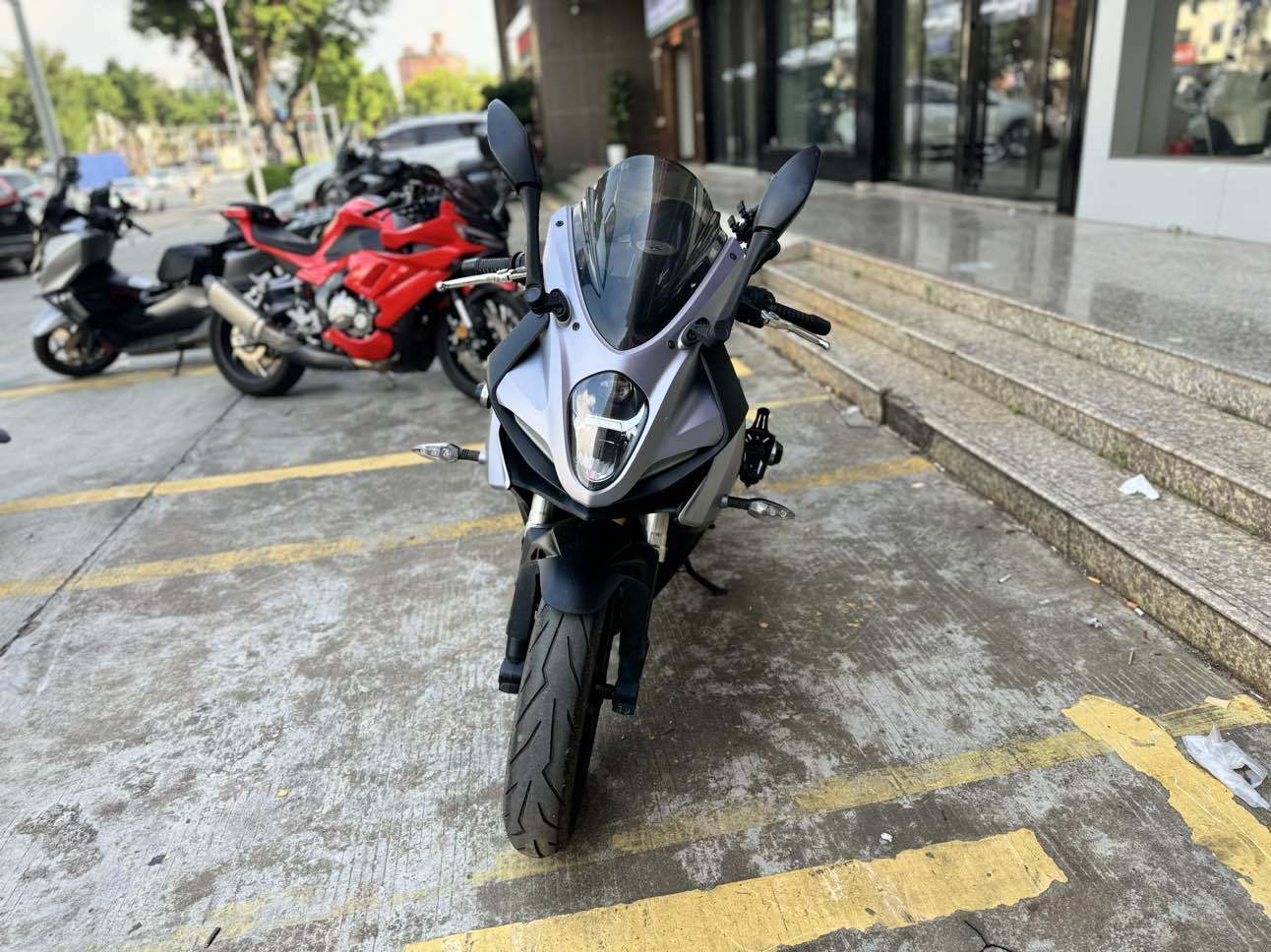 贝纳利 龙卷风 Tornado 252R