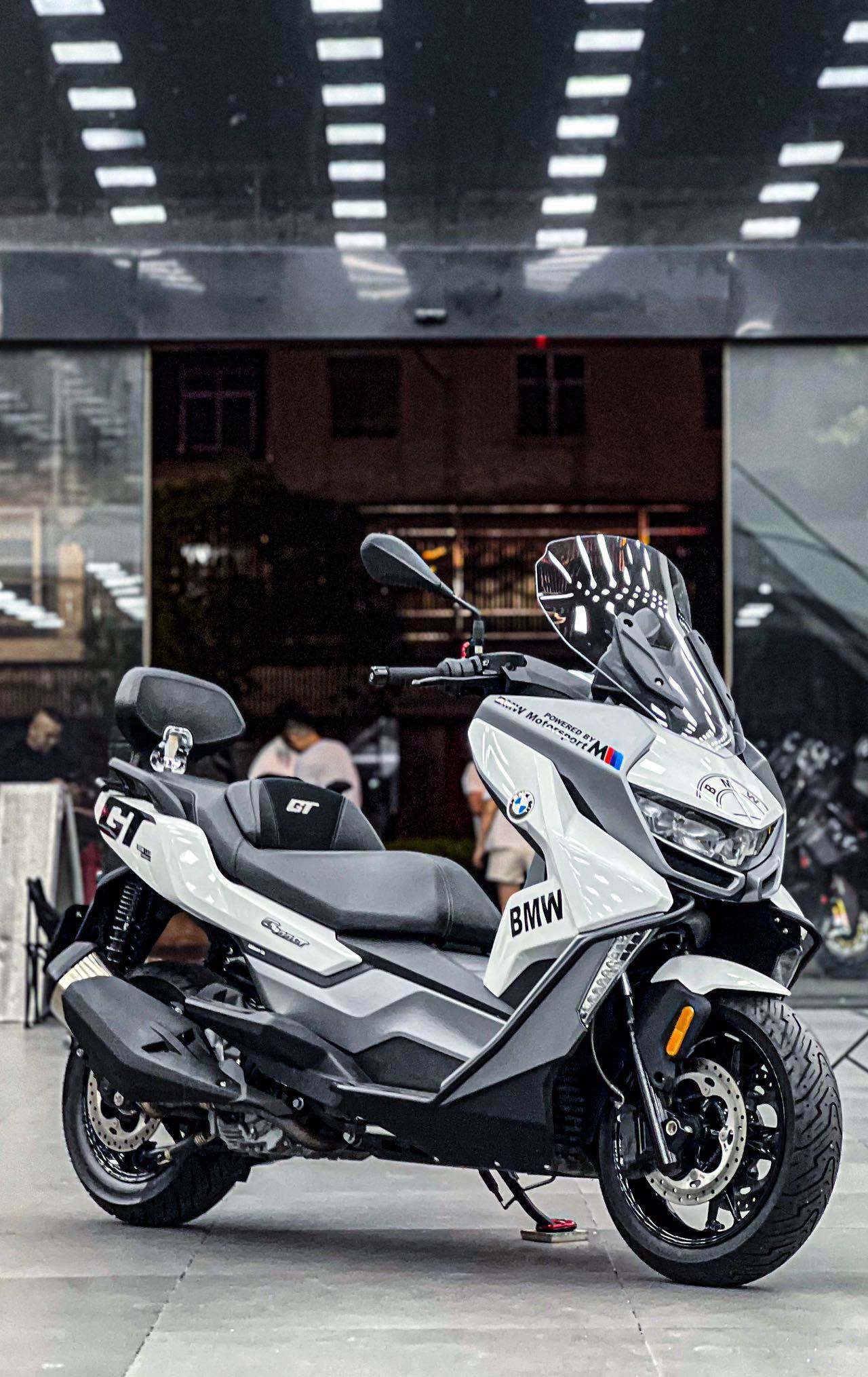 宝马 C 400