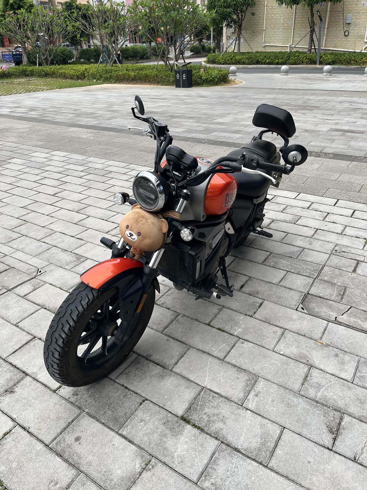 QJMOTOR 闪500S
