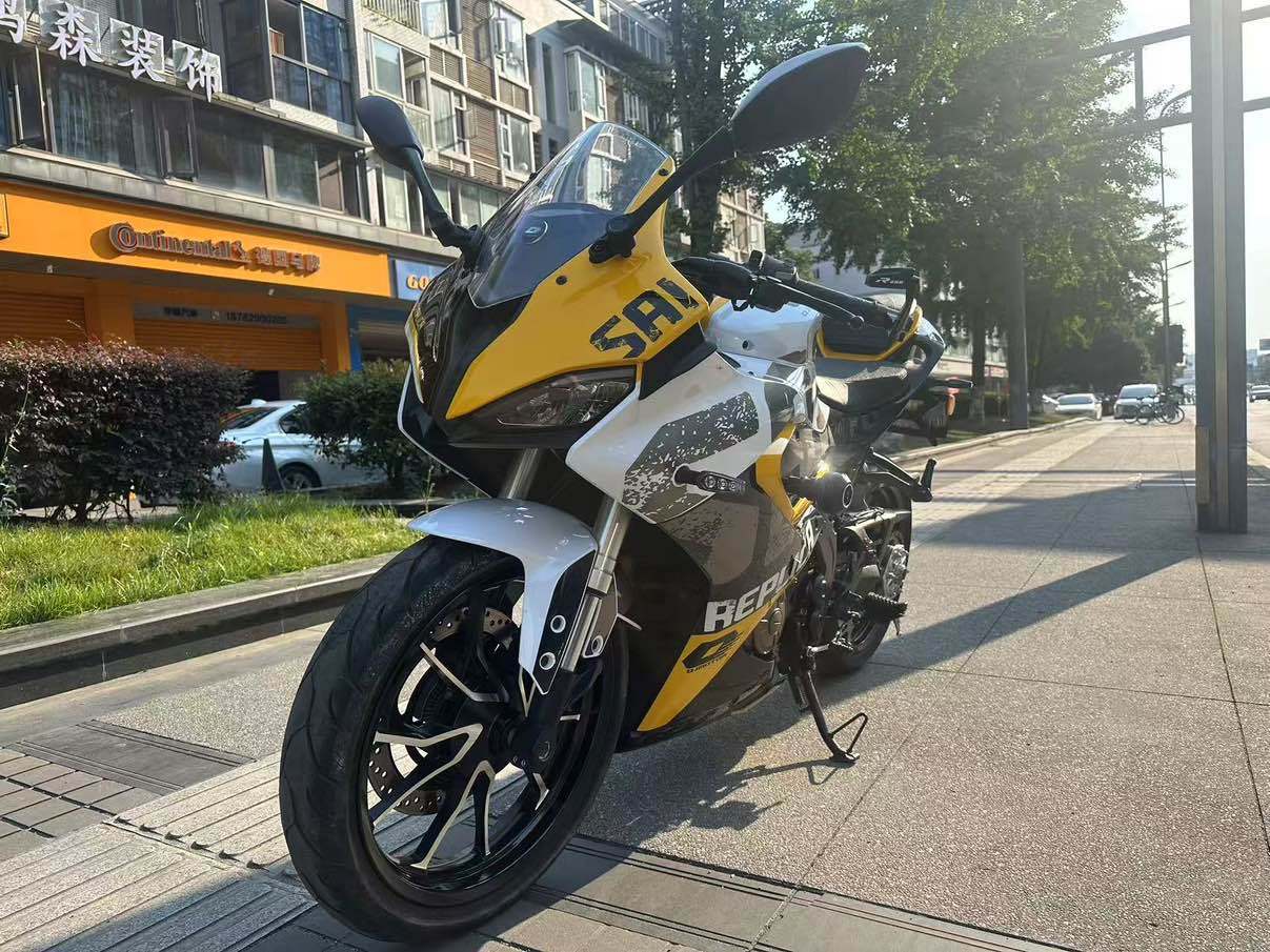 QJMOTOR 赛250