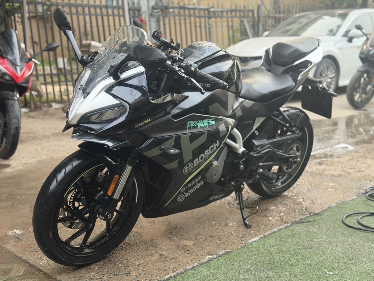 春风 250SR