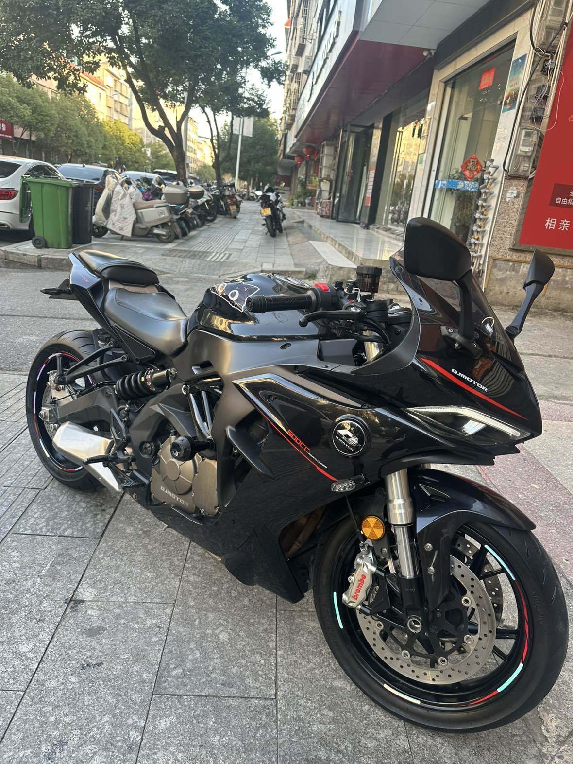 QJMOTOR 赛600