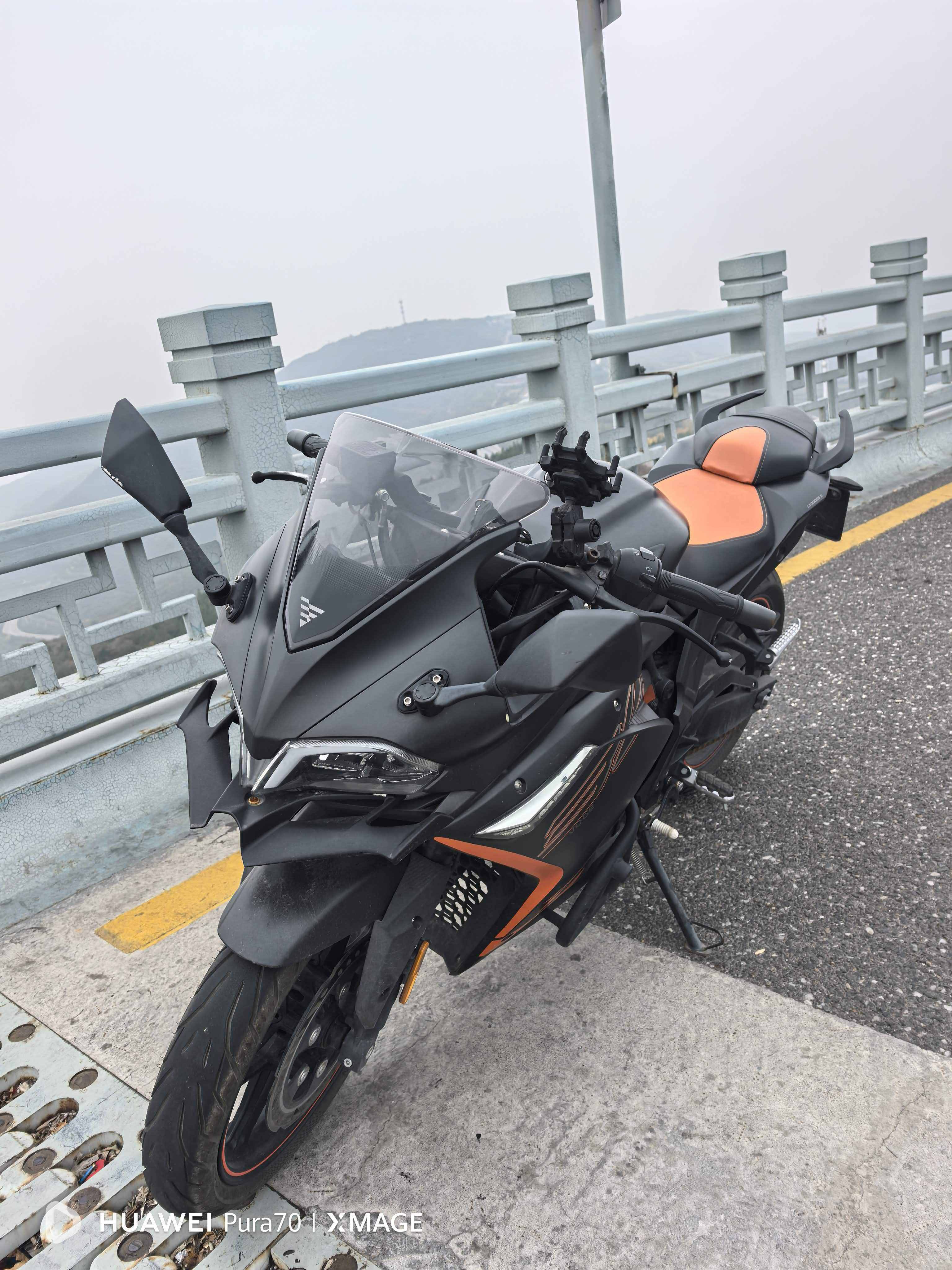 无极 300RR