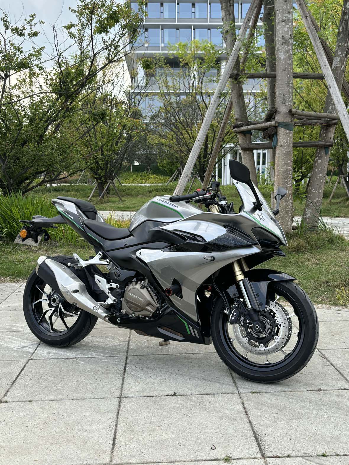QJMOTOR 赛450