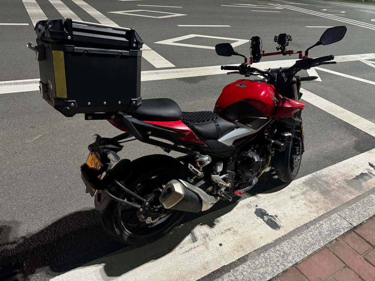 本田WING CB400F