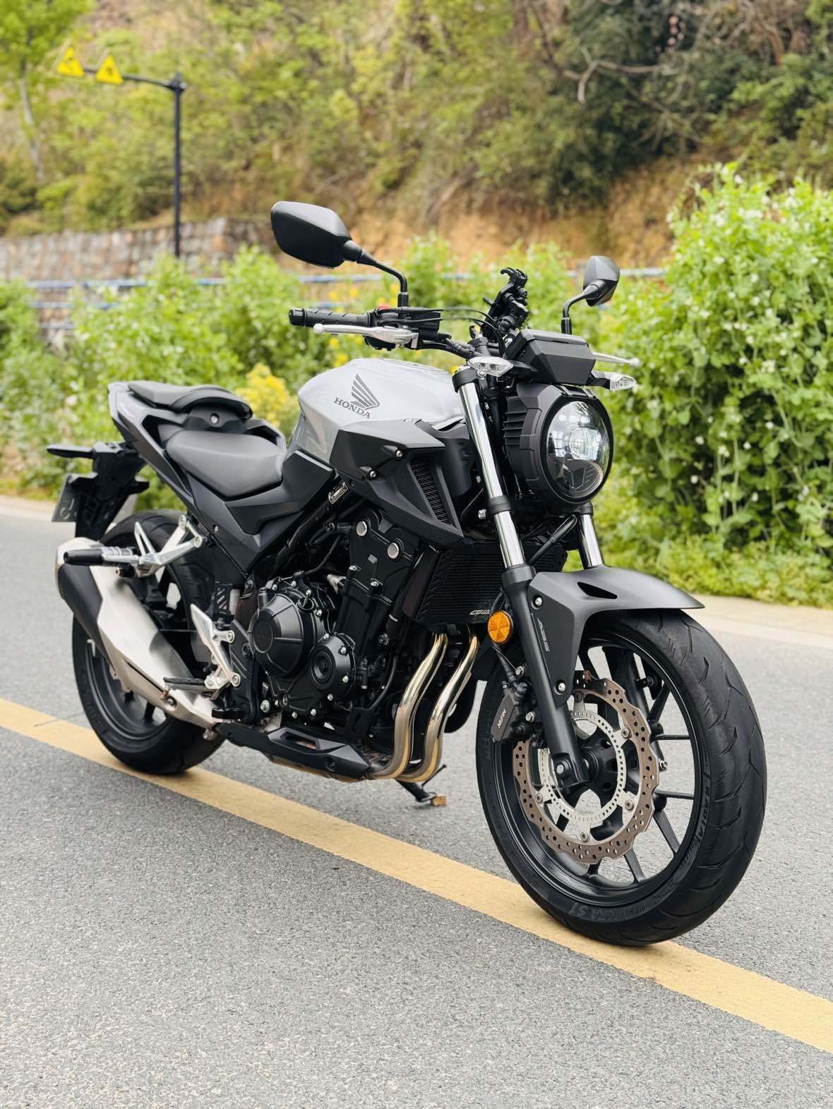 本田WING CB400F