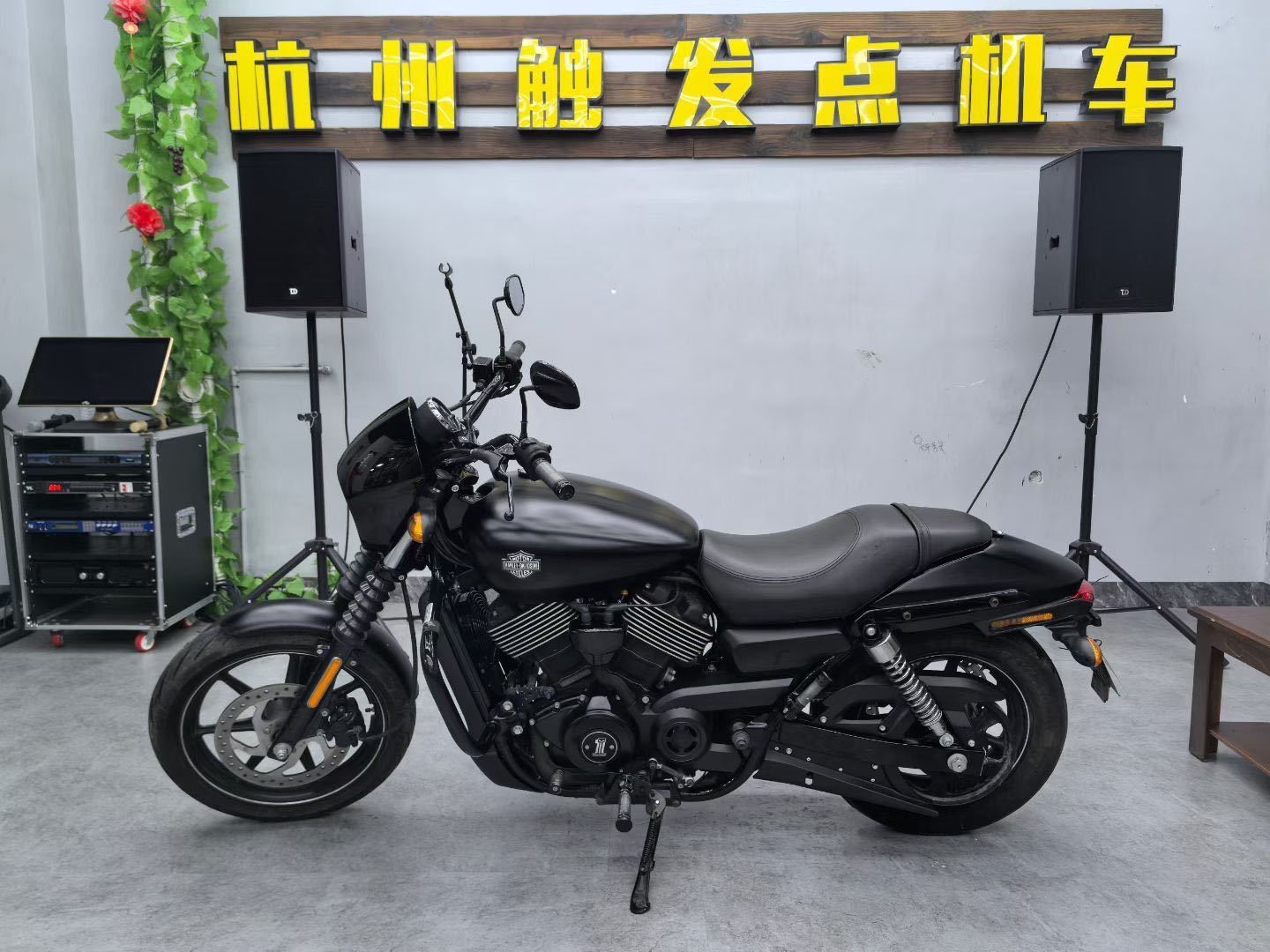 哈雷戴维森 Street 750