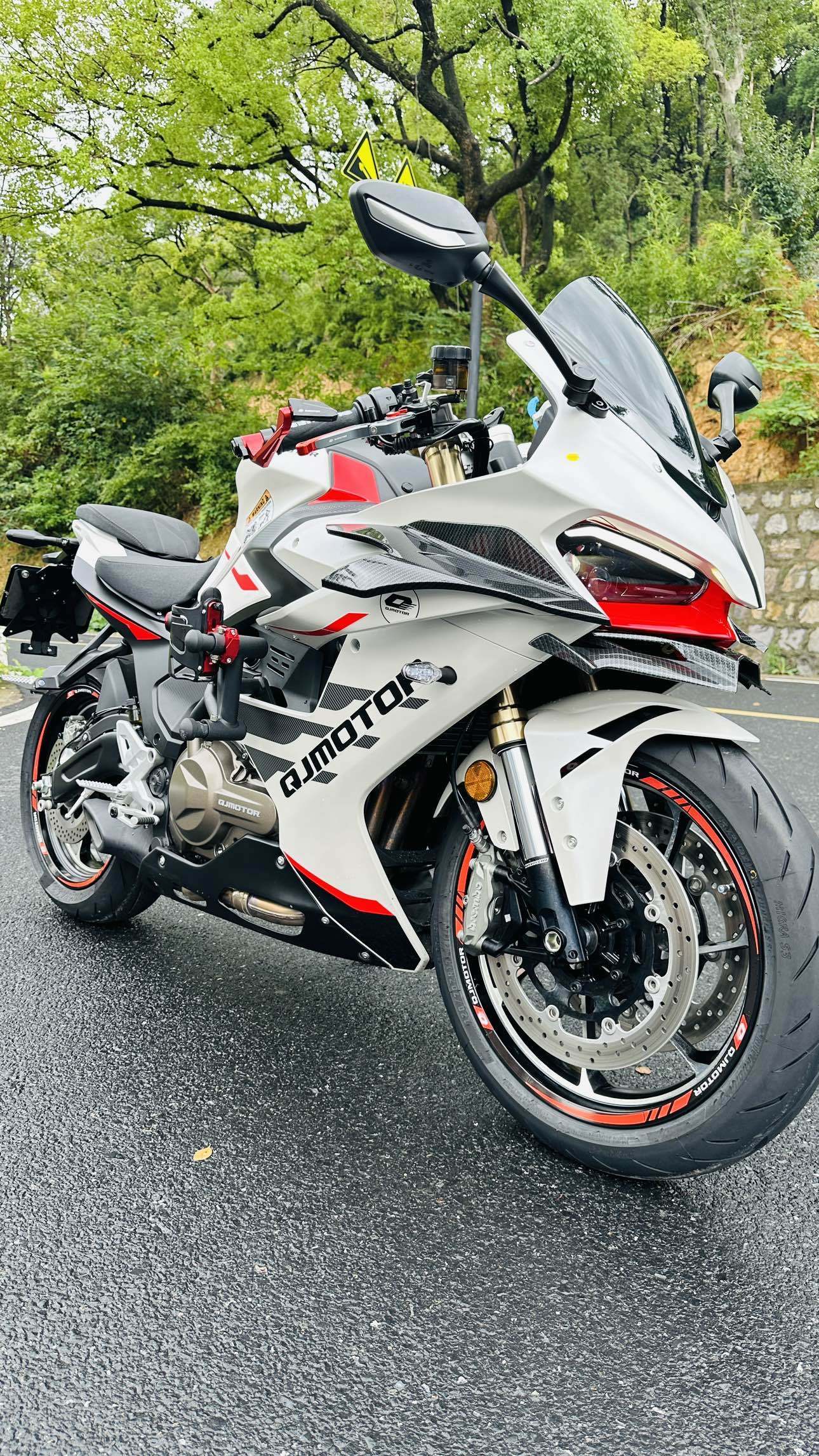 QJMOTOR 赛550