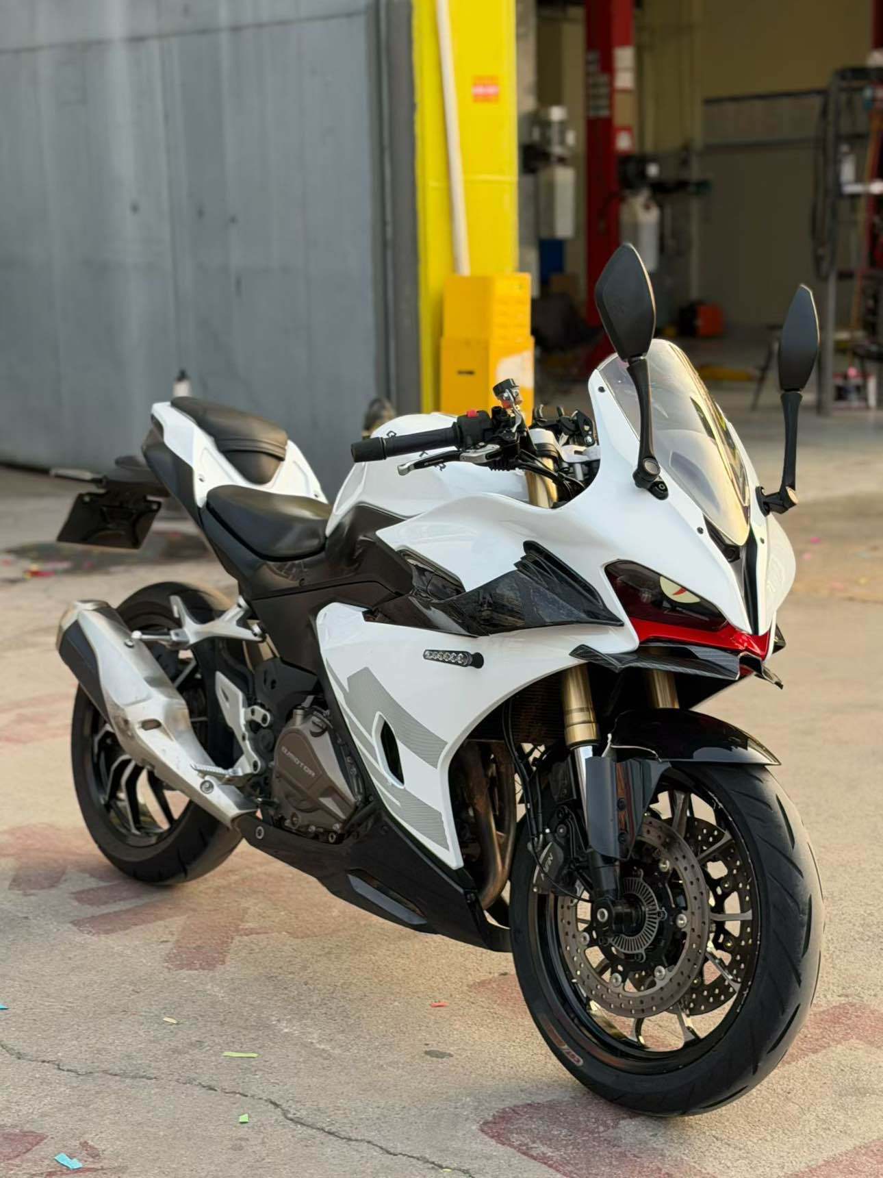 QJMOTOR 赛450