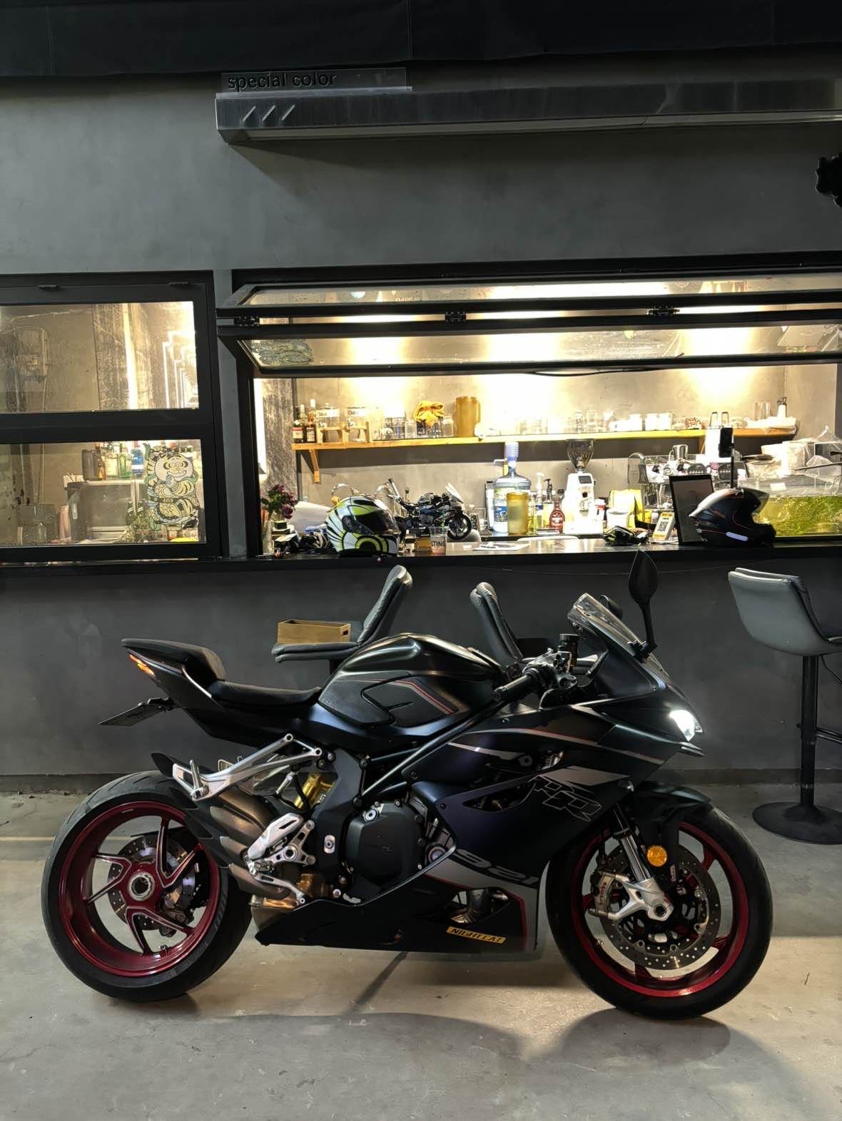 QJMOTOR QJ900GS-8D