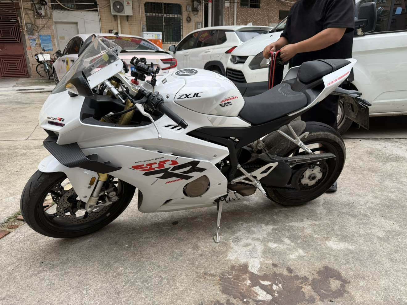 张雪机车 500RR