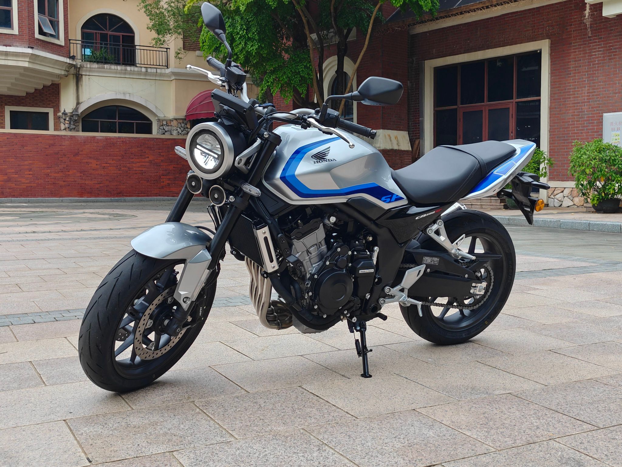 本田 CB500 Super Four