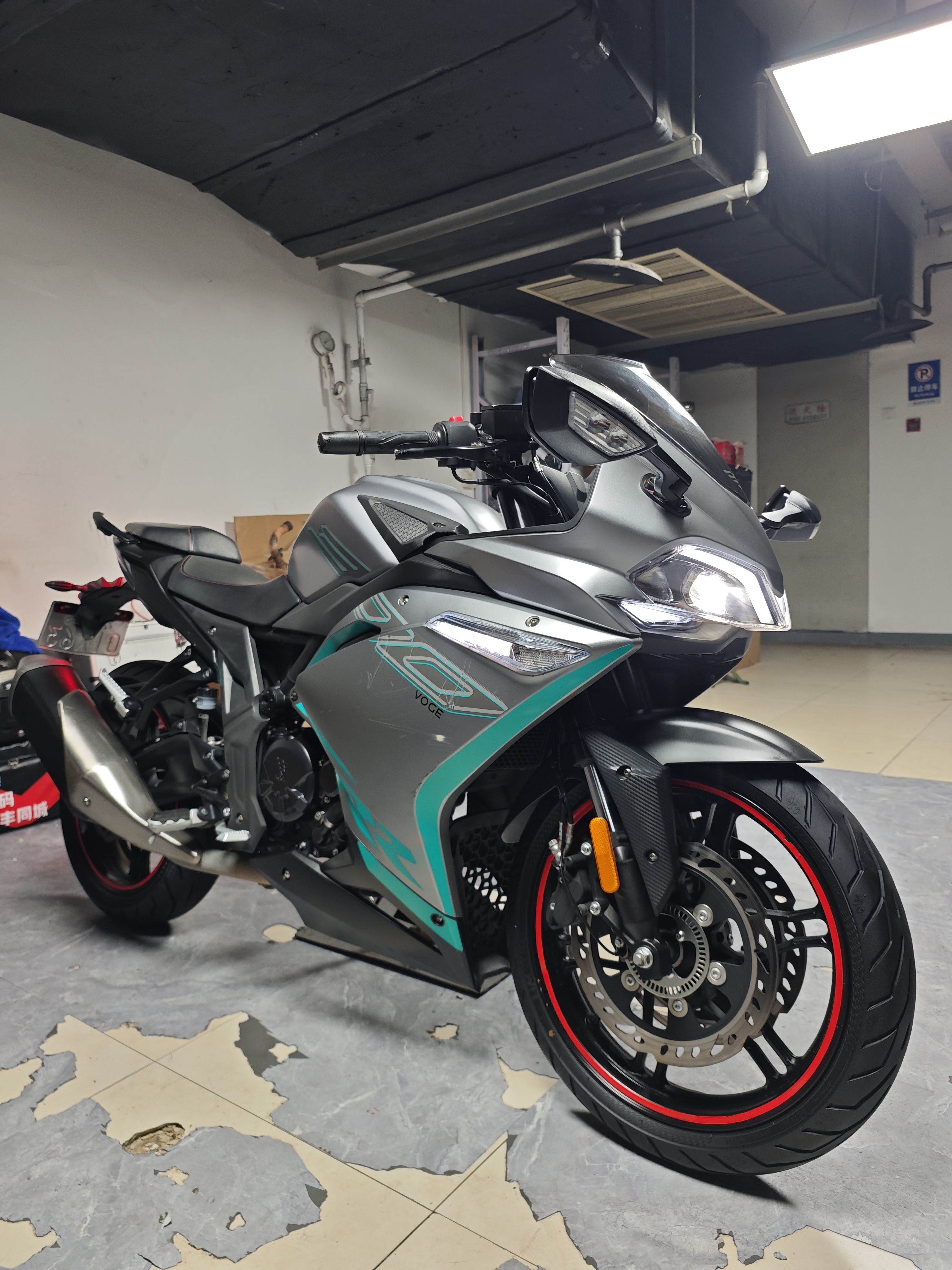 无极 300RR