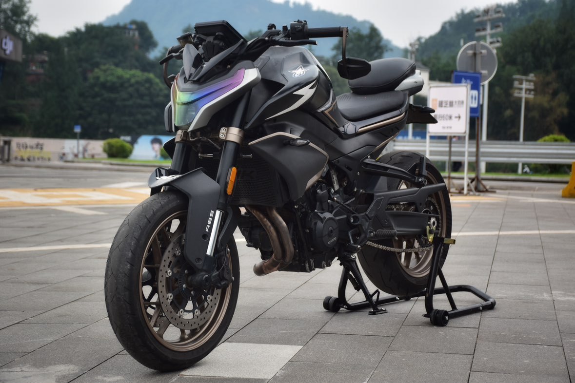 春风 800NK